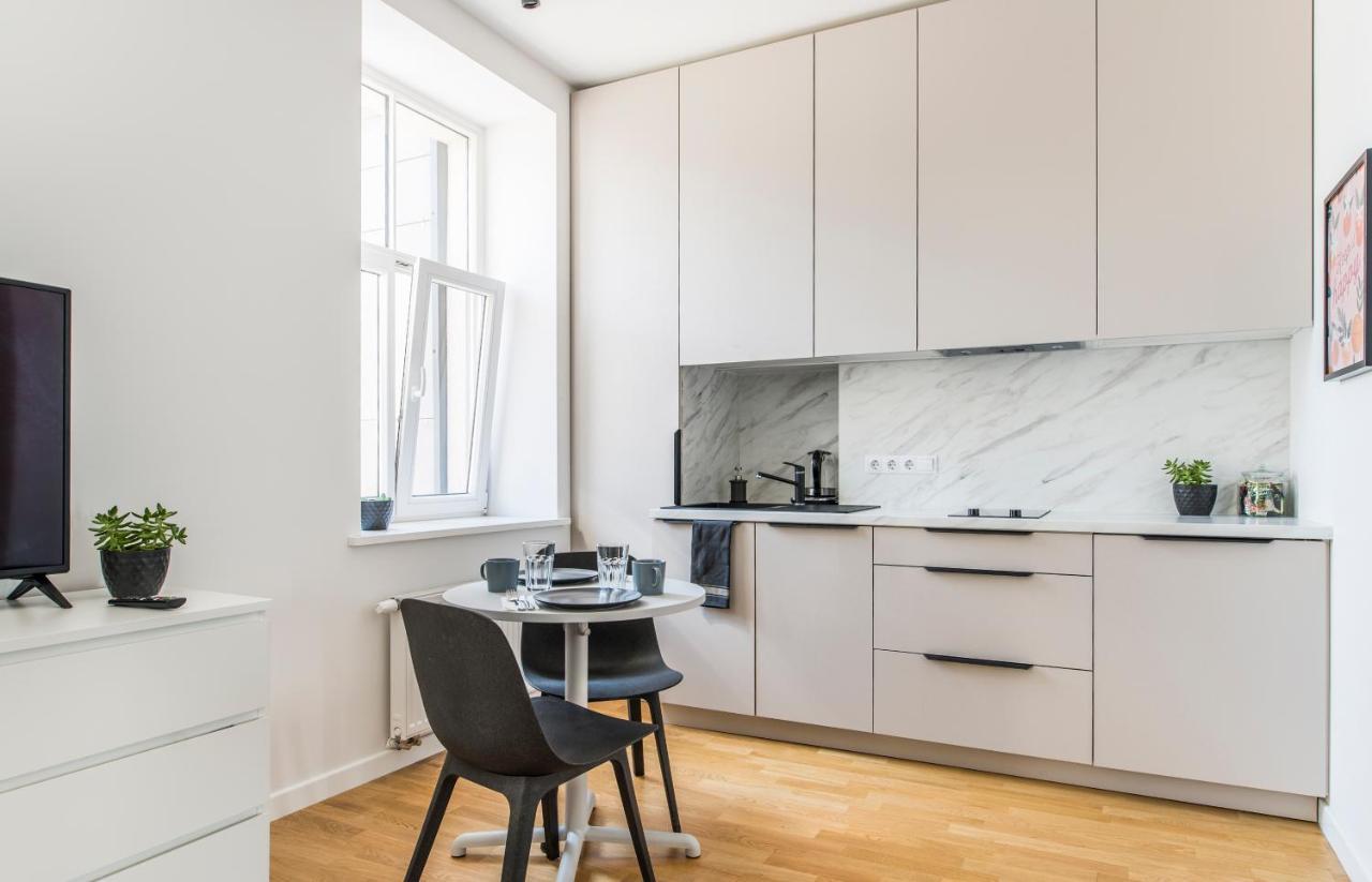 Cozy Modern Studio - Great For Short Trips Rīga Exterior foto